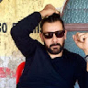 Meet your Posher, Henry